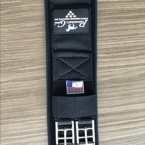 Professional’s Choice VenTech Girth 30”